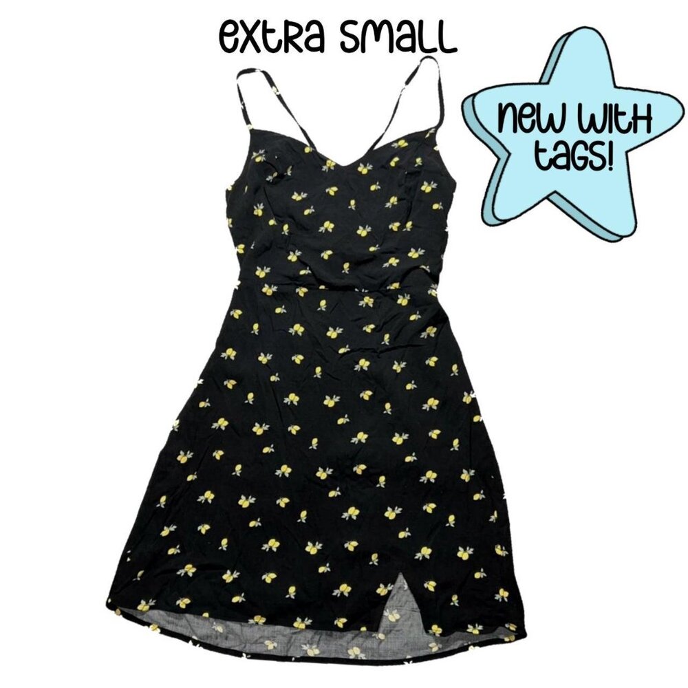 XS 🏷️ NWT Hollister Strappy-Back Mini Dress, Black with Lemons 🍋